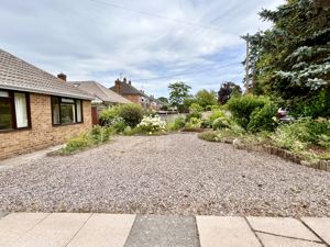 Garden/Driveway- click for photo gallery